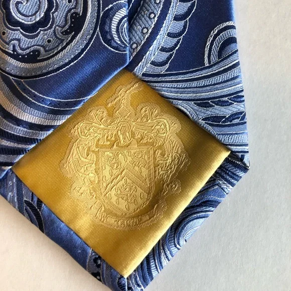 DONALD J. TRUMP Signature Collection, All Silk Tie, Ready To Wear - Picture 6 of 8